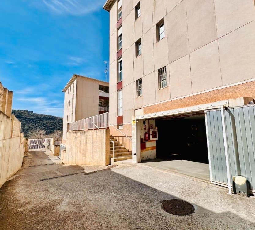 Aparcament de Pis en venda en  Granada Capital amb Terrassa