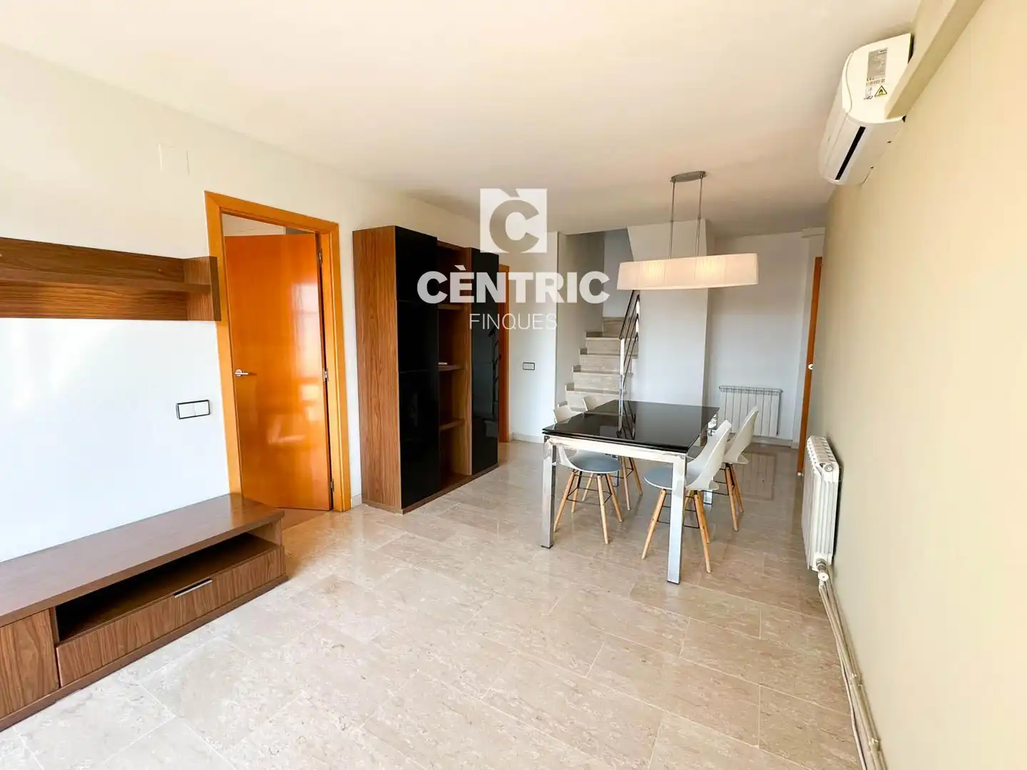 Dúplex de alquiler en Barri del Centre