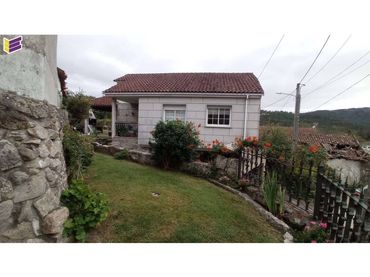 Casa con piscina en venta en Calle Filgueira
