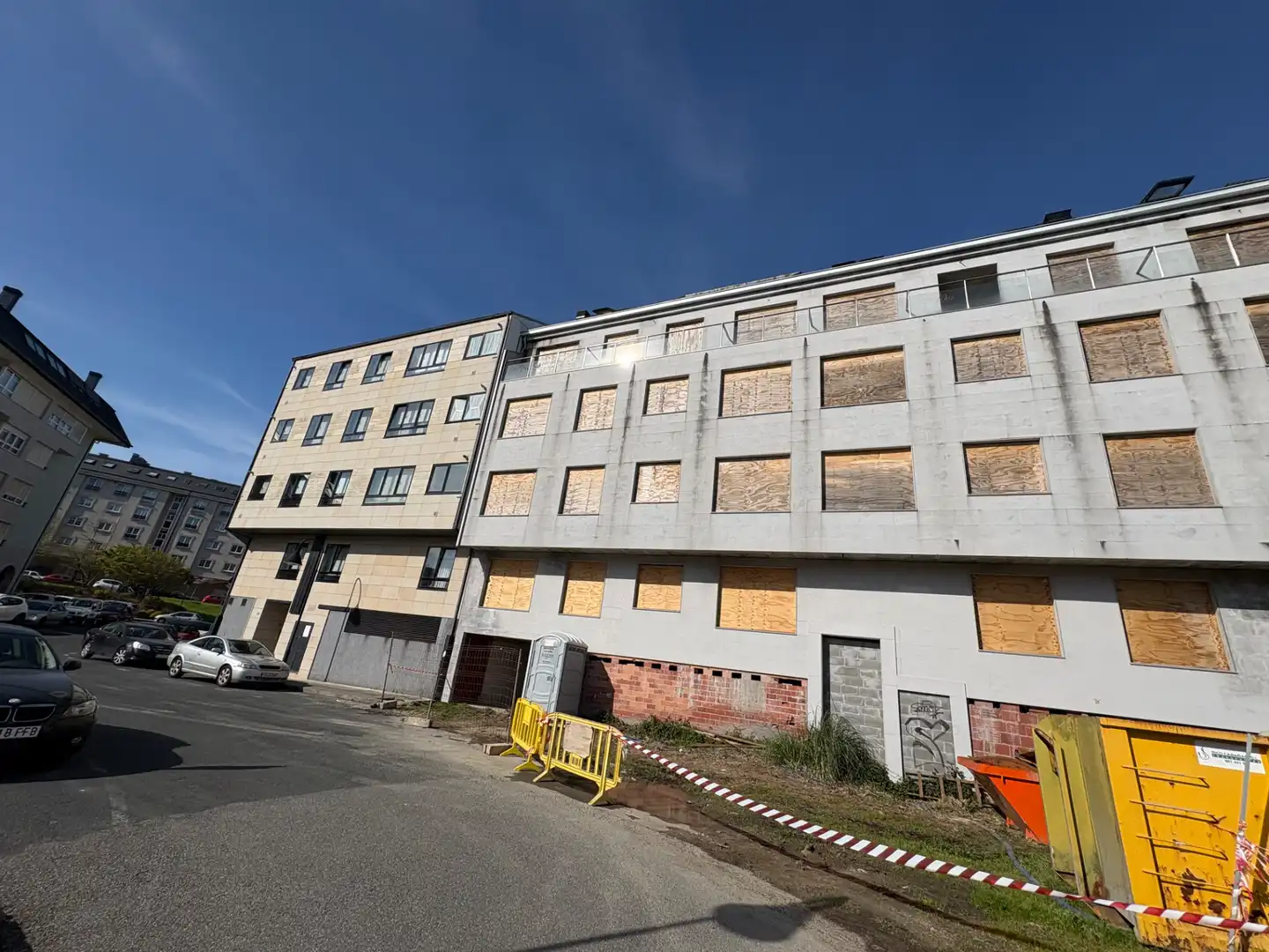 Vista exterior de Pis en venda en Narón amb Calefacció, Traster i Forn