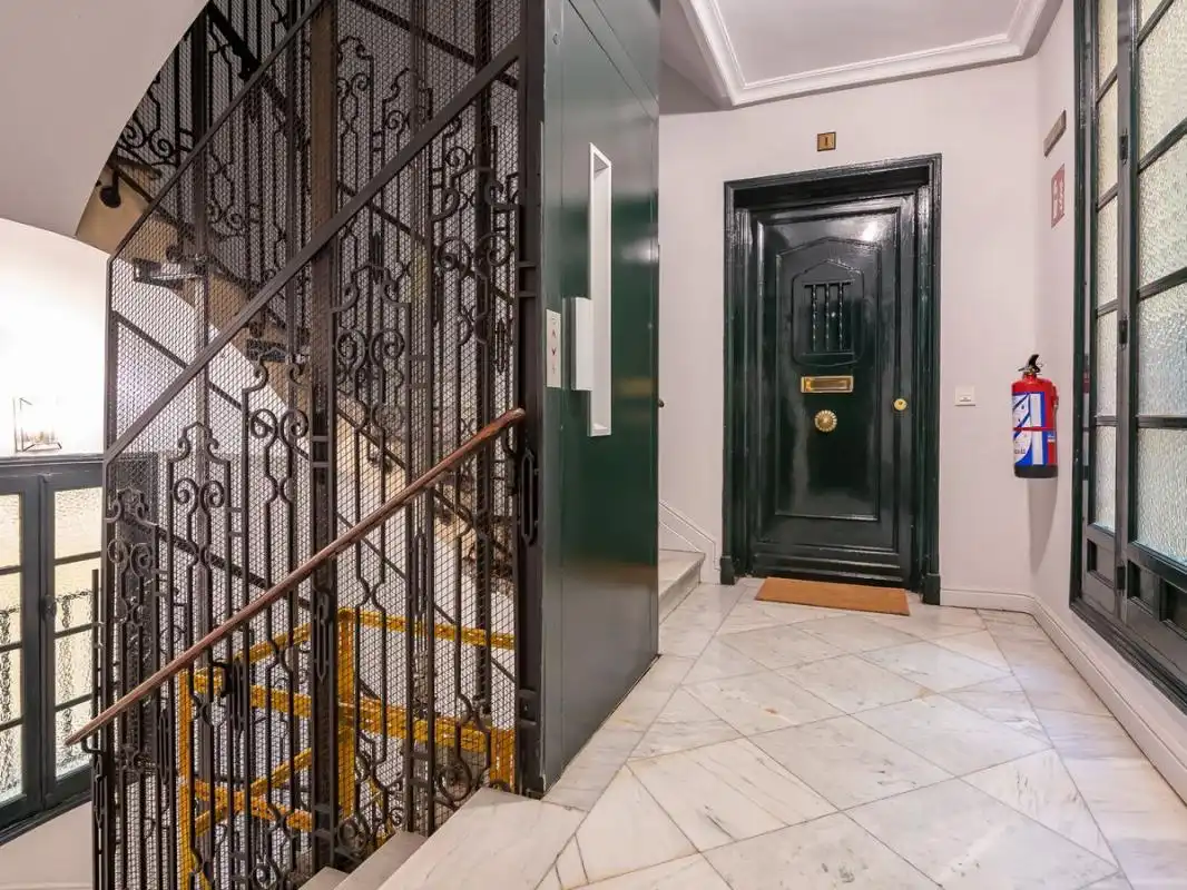 Piso con ascensor en venta en C. de López de Hoyos, imagen 56