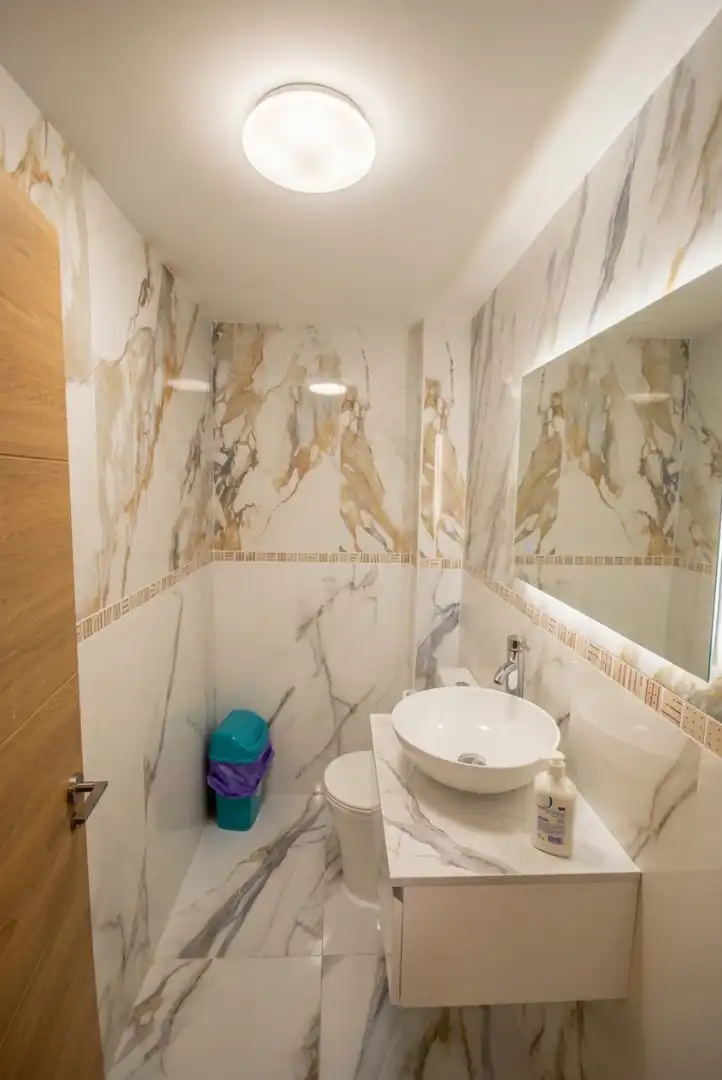 Baño de Edificio en venta en Ingenio con Alarma