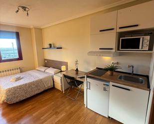 Dormitori de Apartament per a compartir en Seseña amb Aire condicionat, Calefacció i Moblat