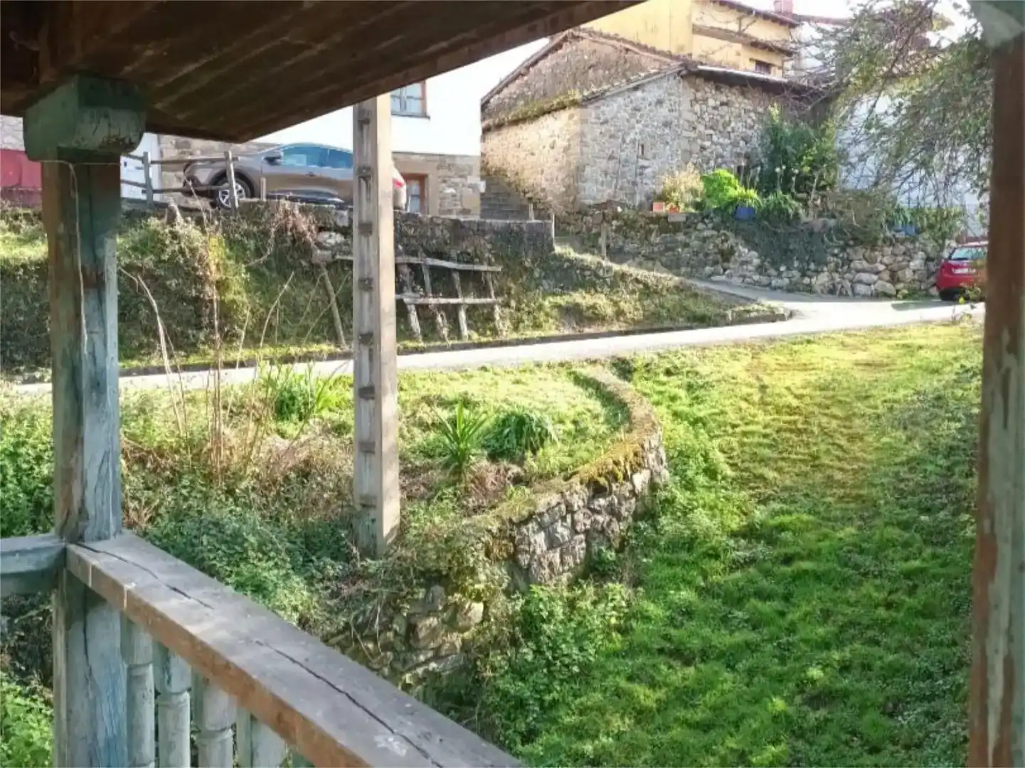 Vista exterior de Pis en venda en Ponga amb Jardí privat i Balcó