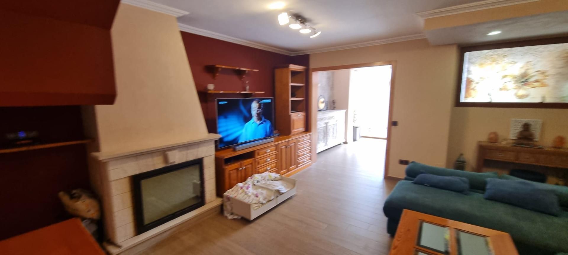 Living room of Single-family semi-detached for sale in Algeciras
