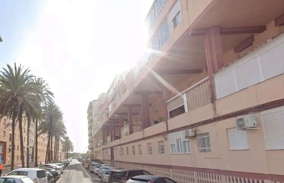 Vista exterior de Piso en venta en Cádiz