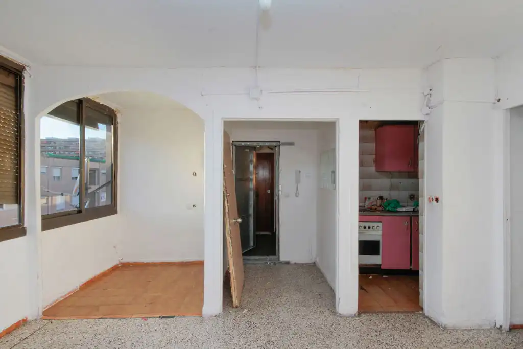 Piso con ascensor en venta en C/ Tarba, imagen 5