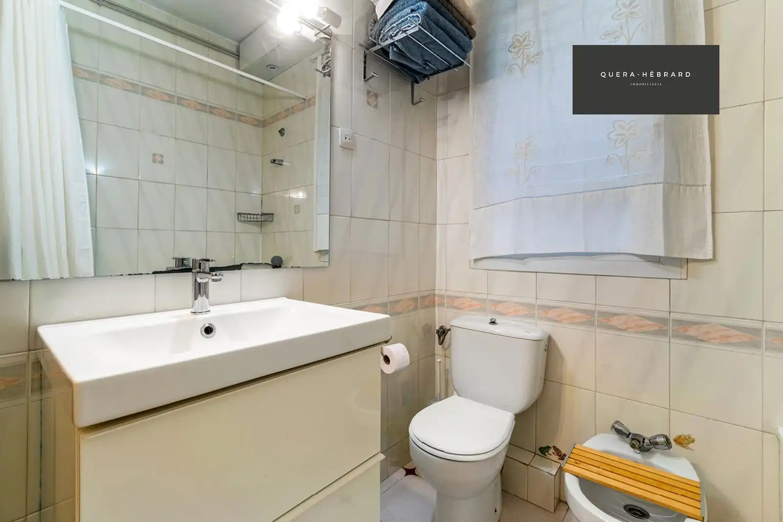 Bany de Pis en venda en Barcelona amb Aire condicionat, Calefacció i Terrassa