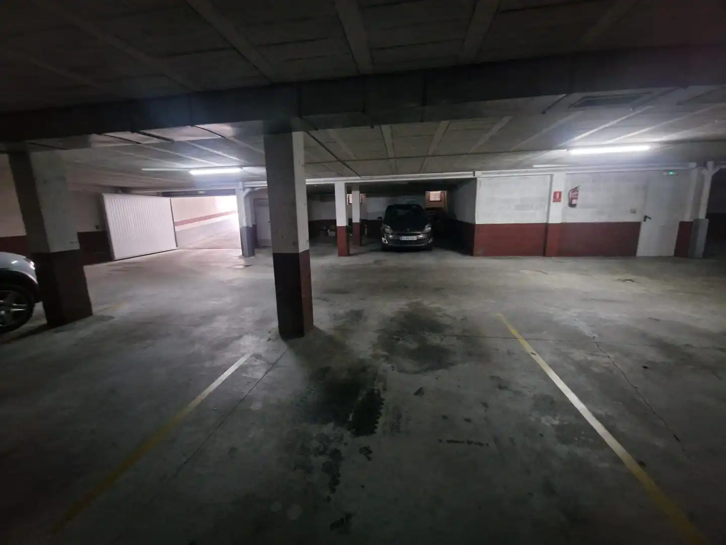 Parking de Piso en venta en San Cibrao das Viñas con Calefacción, Parquet y Terraza
