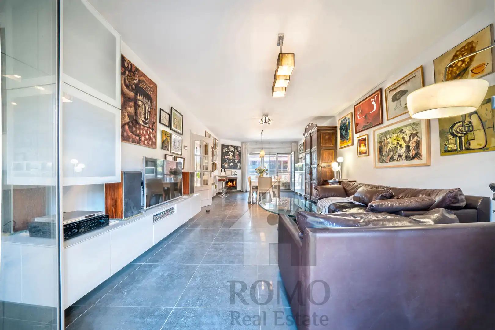 Sala de estar de Casa o chalet en venta en Santa Perpètua de Mogoda con Aire acondicionado, Calefacción y Jardín privado
