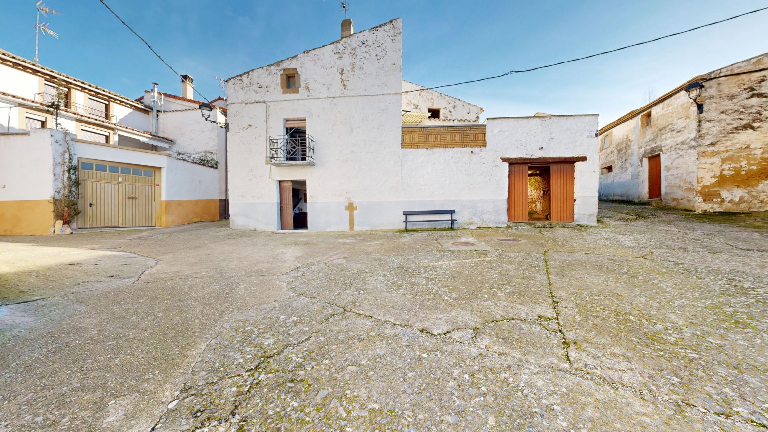 Vista exterior de Casa o xalet en venda en Beire amb Terrassa i Balcó
