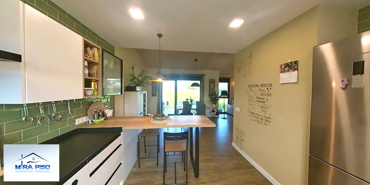 Cocina de Casa o chalet en venta en Las Rozas de Valdearroyo  con Calefacción, Terraza y Trastero