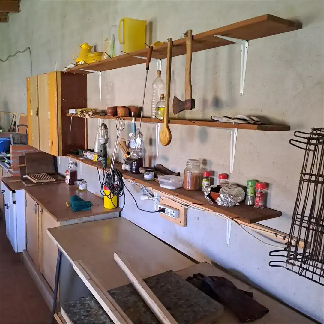 Cuina de Finca rústica en venda en Pozuelo del Páramo amb Moblat
