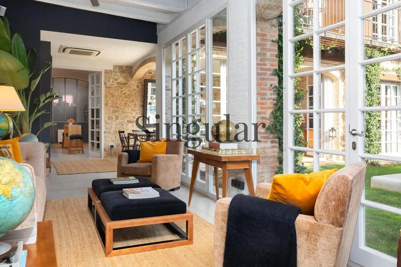 Living room of Country homes for sale in Corçà  with Air Conditioner, Heating and Private garden
