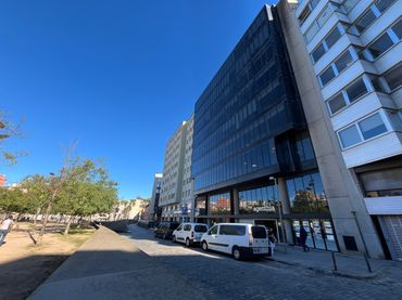 Oficina amb ascensor de lloguer a Carrer de la Sèquia 11