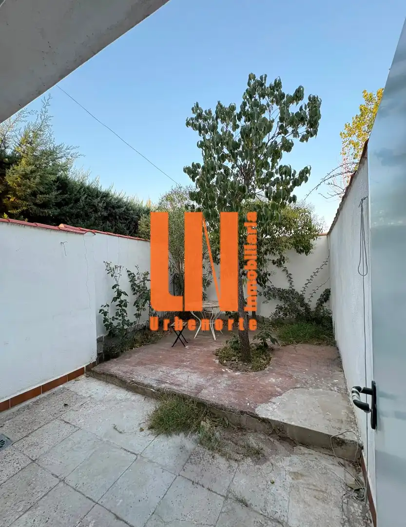 Study for rent in Sevilla la Nueva
