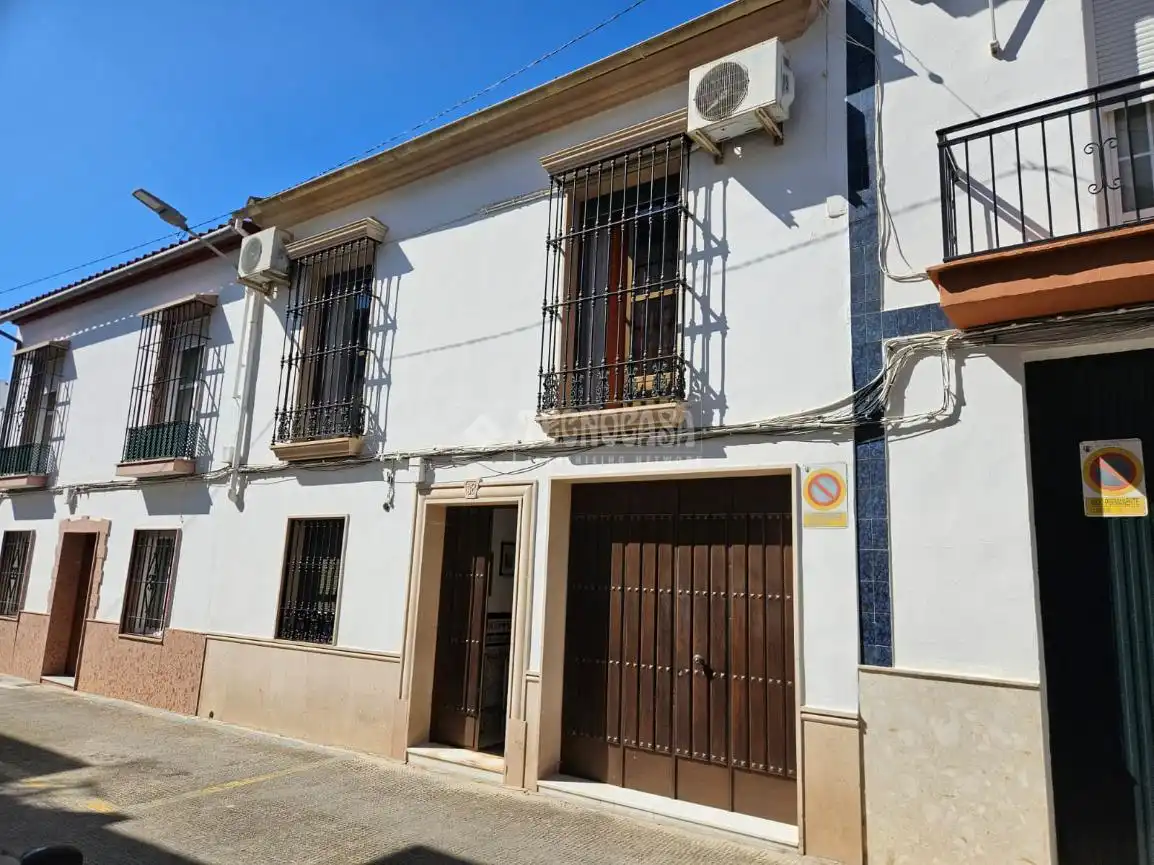 Casa amb terrassa en venda a Montilla, imagen 4