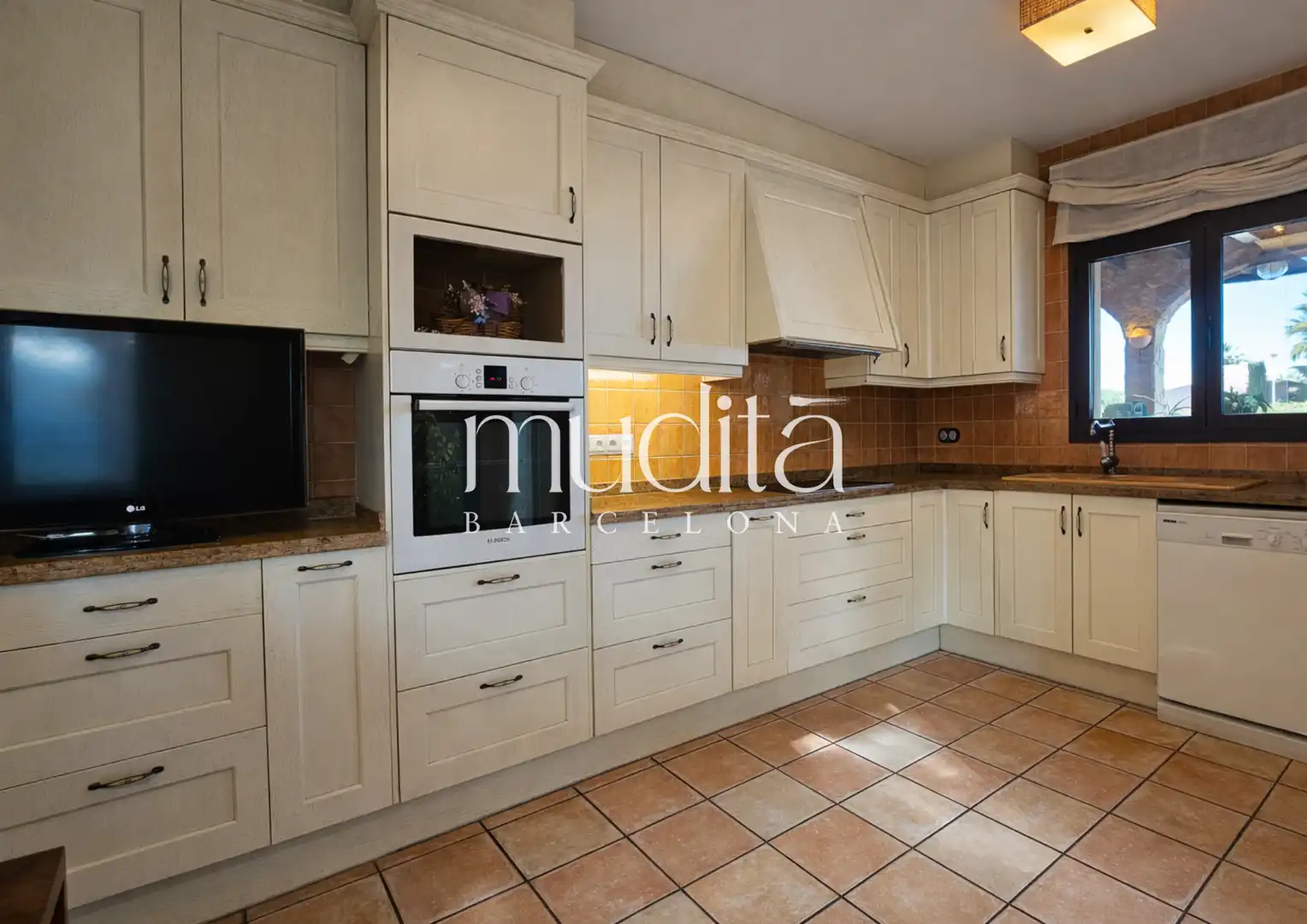 Kitchen of Houses for sale in Argentona  with Heating, Private garden and Terrace