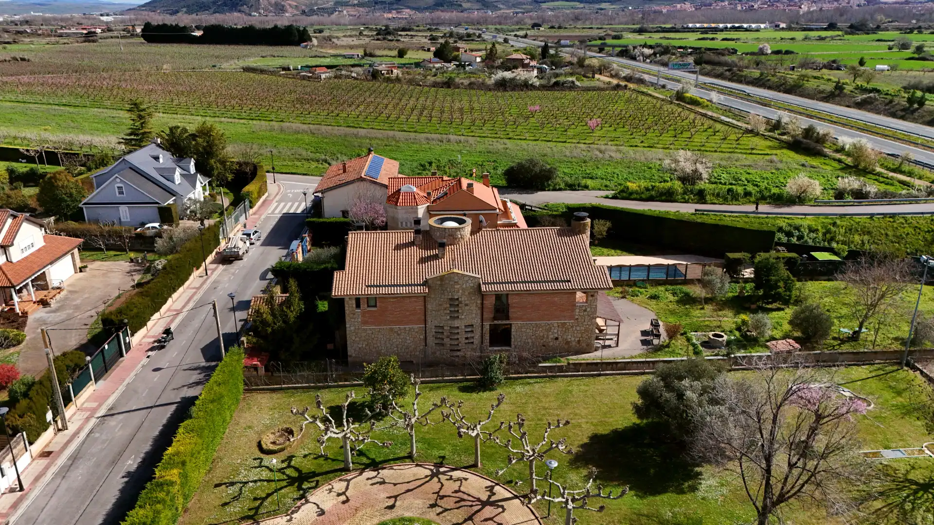 Exterior view of Houses for sale in Lardero  with Air Conditioner, Heating and Private garden