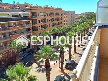 Appartement compact avec balcon à vendre à Pueblo