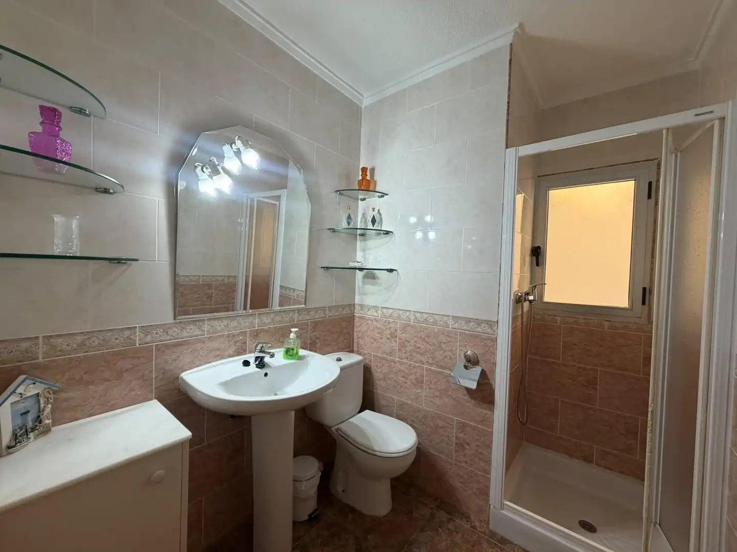 Bany de Apartament en venda en Centro
