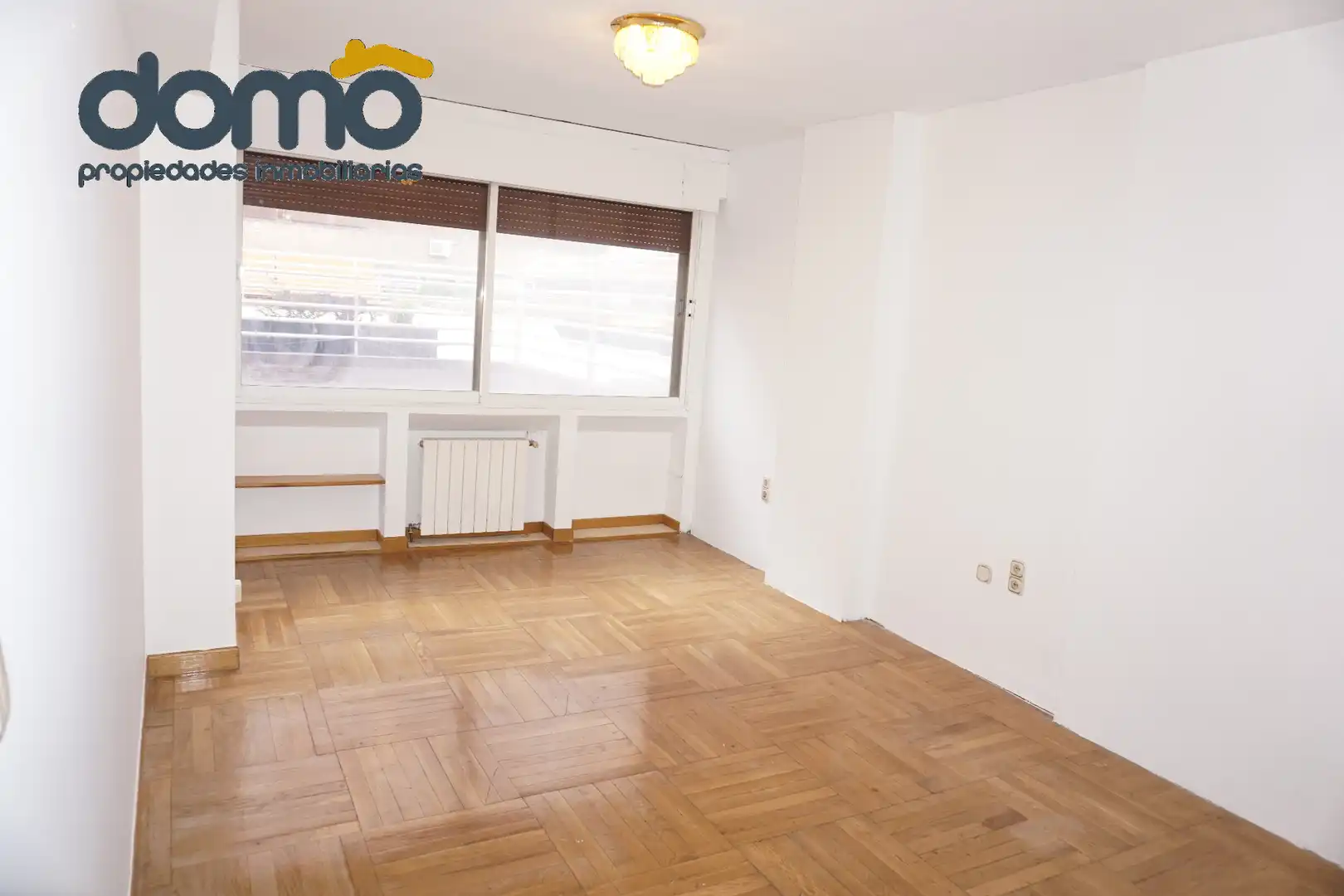 Piso con ascensor en venta en Avenida de la Constitución 18, imagen 2