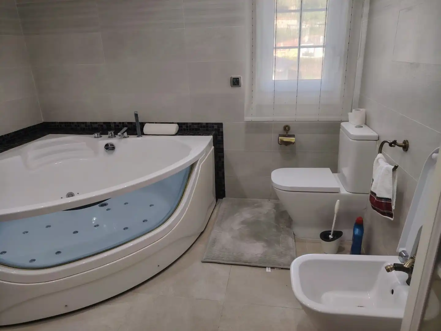Baño de Casa o chalet en venta en Castro-Urdiales con Jardín privado, Terraza y Trastero