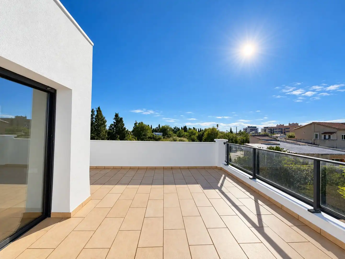 Terrassa de Casa o xalet en venda en Deltebre amb Terrassa, Piscina i Balcó
