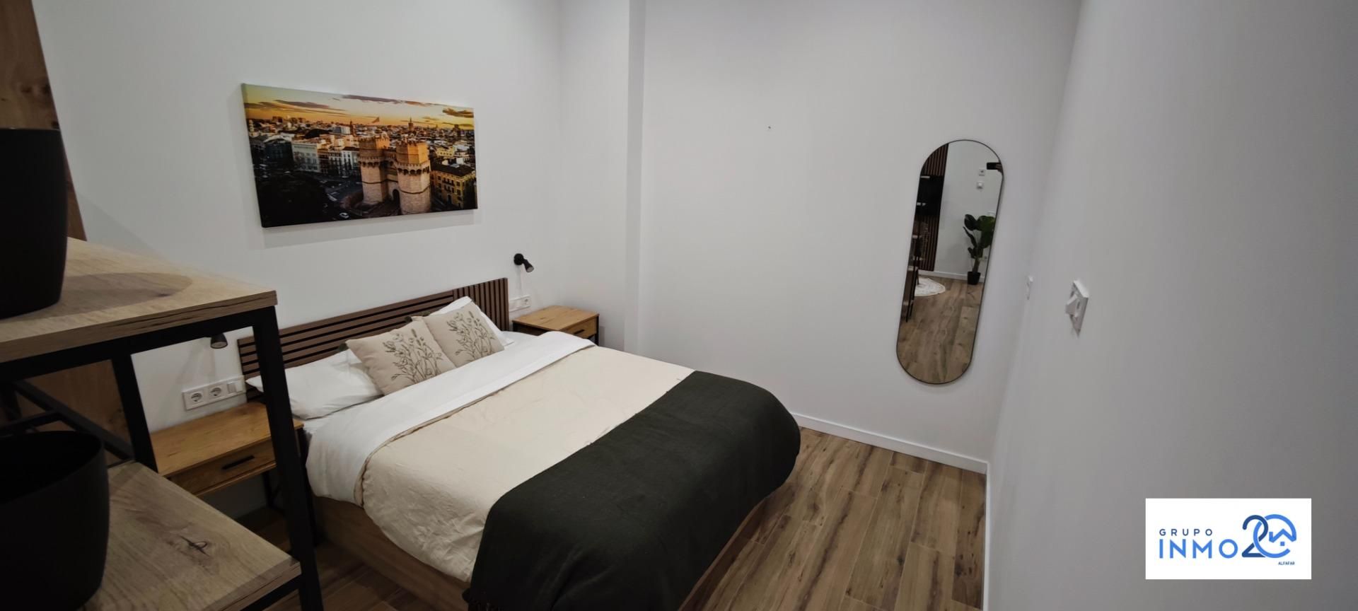 Bedroom of Planta baja for sale in  Valencia Capital