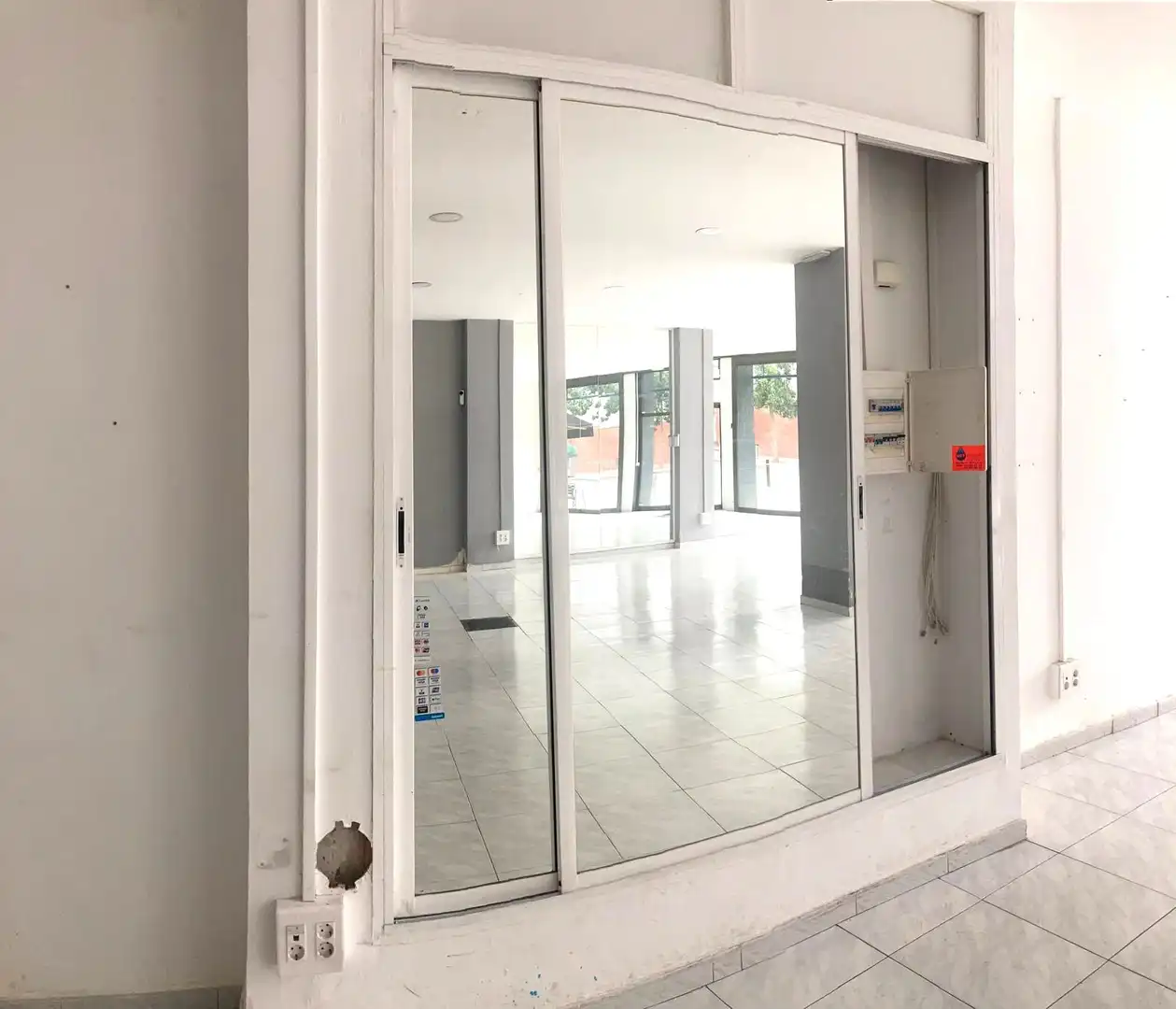 Local en venda en Gavà amb Alarma