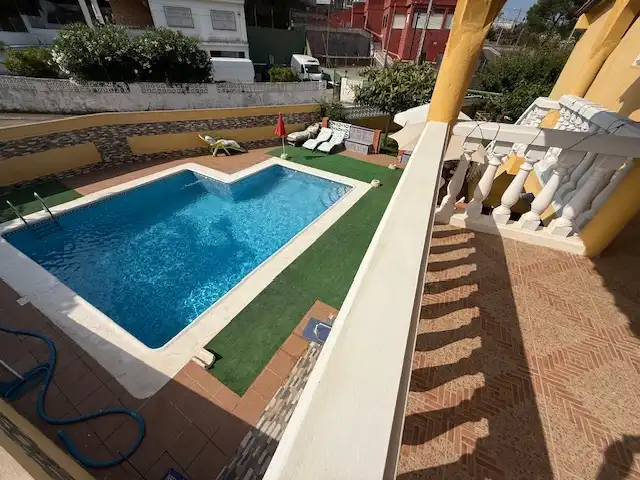 Piscina de Casa o chalet en venta en Alzira con Aire acondicionado, Jardín privado y Terraza