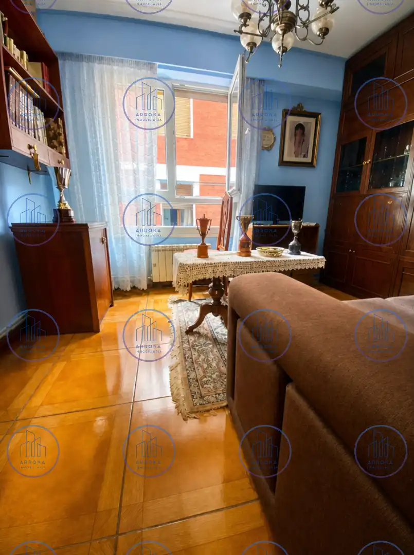 Living room of Flat for sale in Eibar  with Heating, Parquet flooring and Terrace