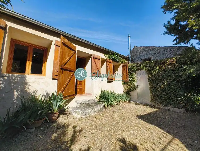 Vista exterior de Casa o chalet en venta en Escobar de Polendos con Calefacción y Trastero