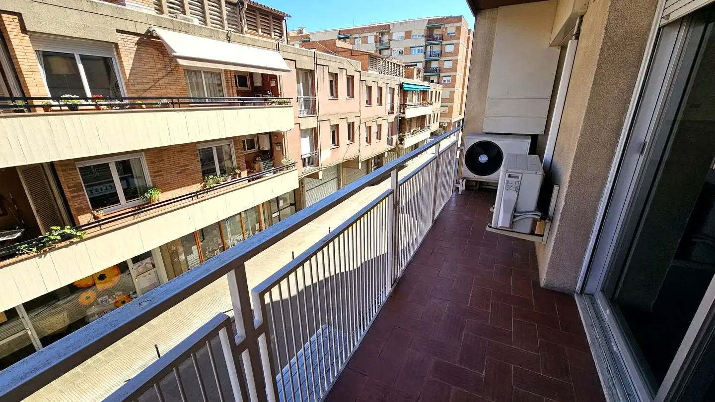 Carrer de Pius XI, Vallparadu00EDs - Antic Poble de Sant Pere
