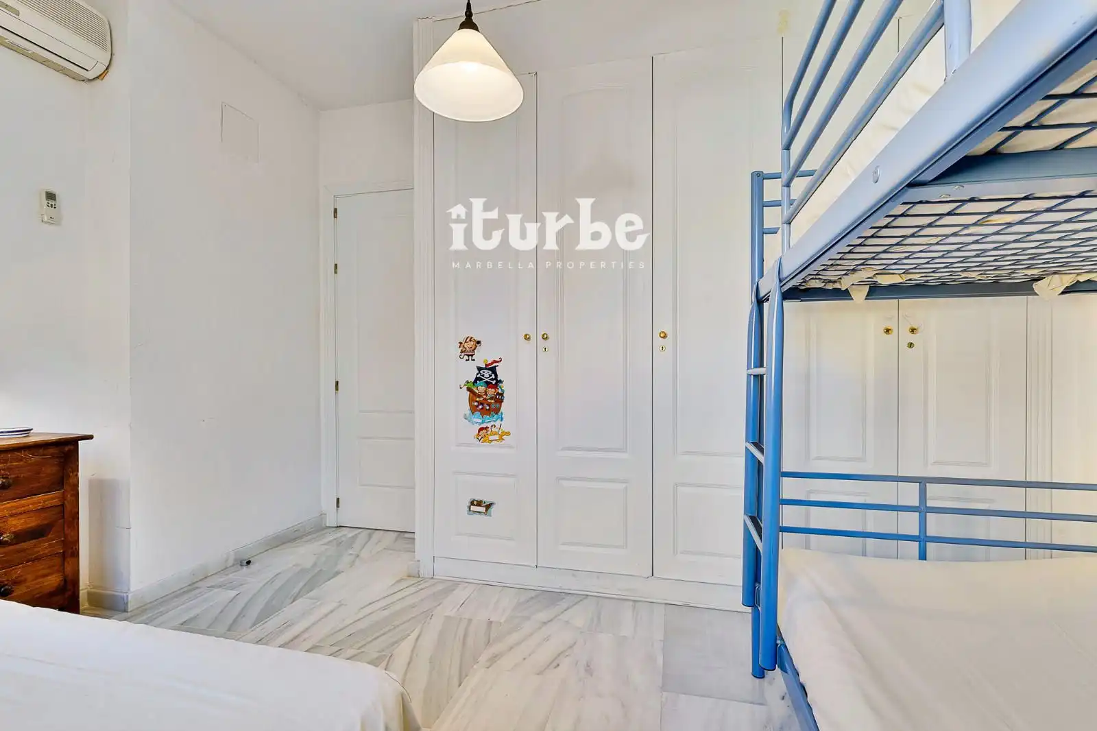 Casa adosada en venta en CL ANA DE AUSTRIA-PEPINA NOR 3, 108, Puerto Banús