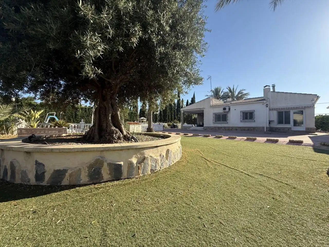 Jardín de Casa o chalet en venta en Elche / Elx con Aire acondicionado, Calefacción y Jardín privado