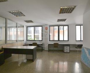 Office for sale in Población de Arroyo  with Air Conditioner