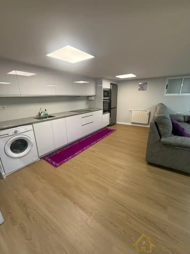 Cocina de Dúplex en venta en Lugo con Calefacción, Amueblado y Alarma