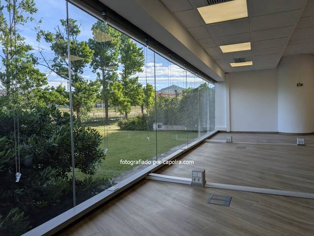 Oficina en Alquiler en frederic mompou, 3 en Centre