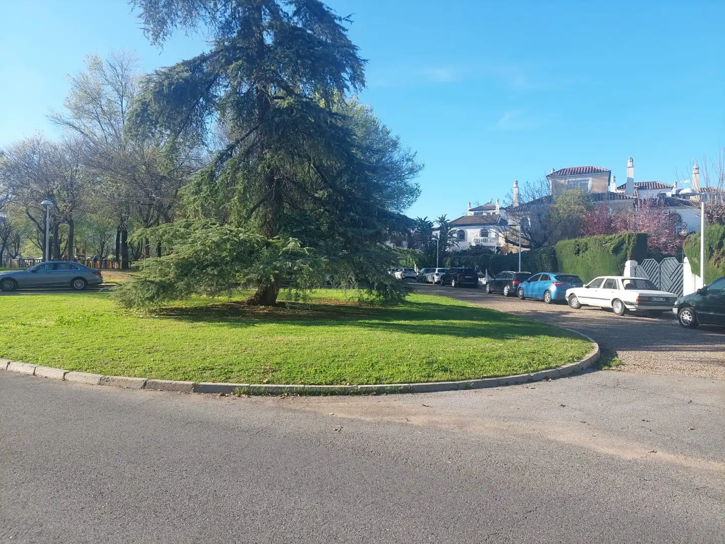 Vista exterior de Casa adosada en venta en  Córdoba Capital con Aire acondicionado, Calefacción y Terraza
