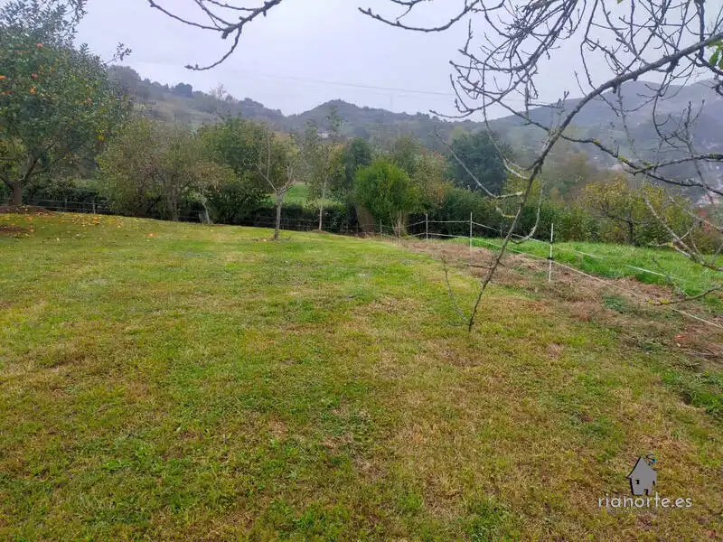 Casa o chalet en venta en Oviedo  con Calefacción y Jardín privado