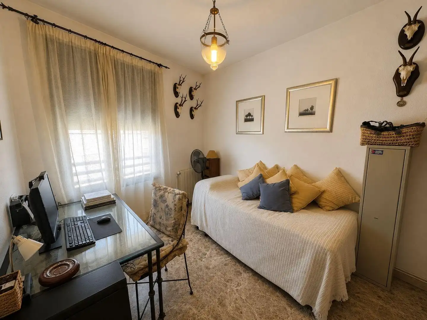 Bedroom of Flat for sale in Córdoba  with Air Conditioner, Heating and Terrace