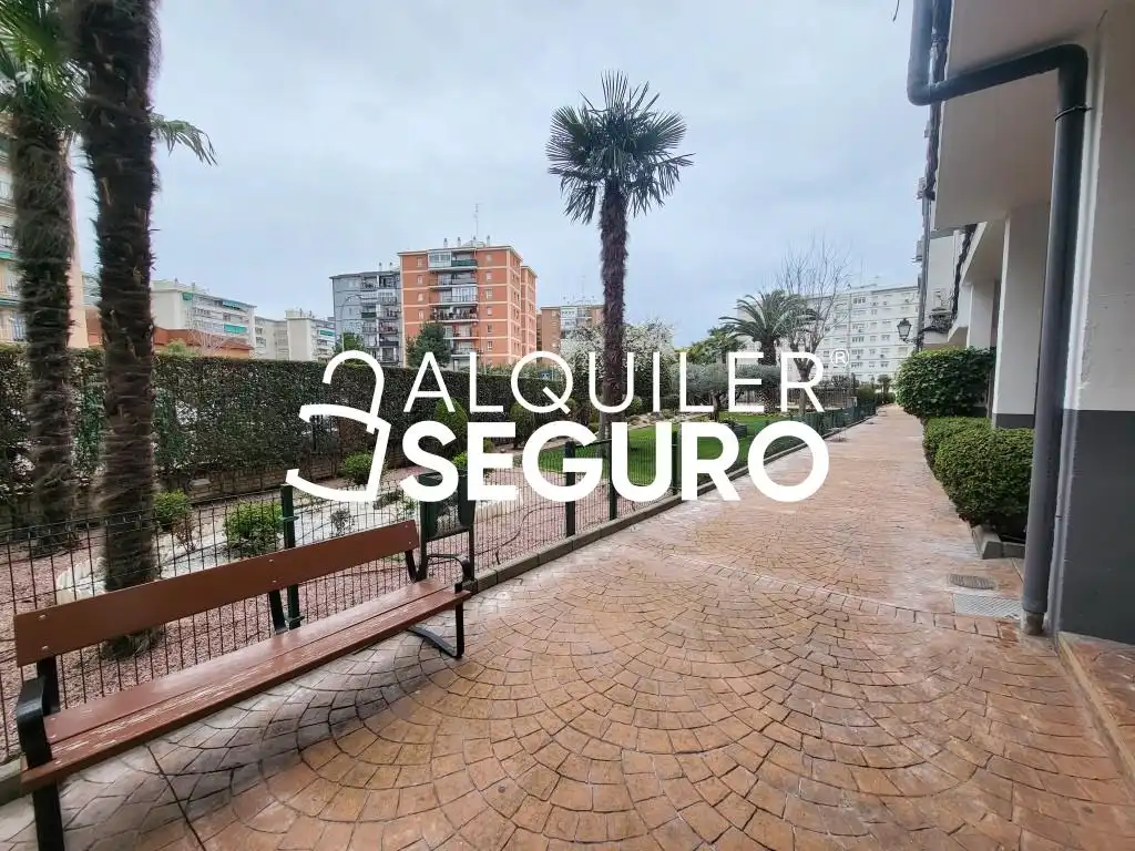 Piso de alquiler en Desarrollo, Centro