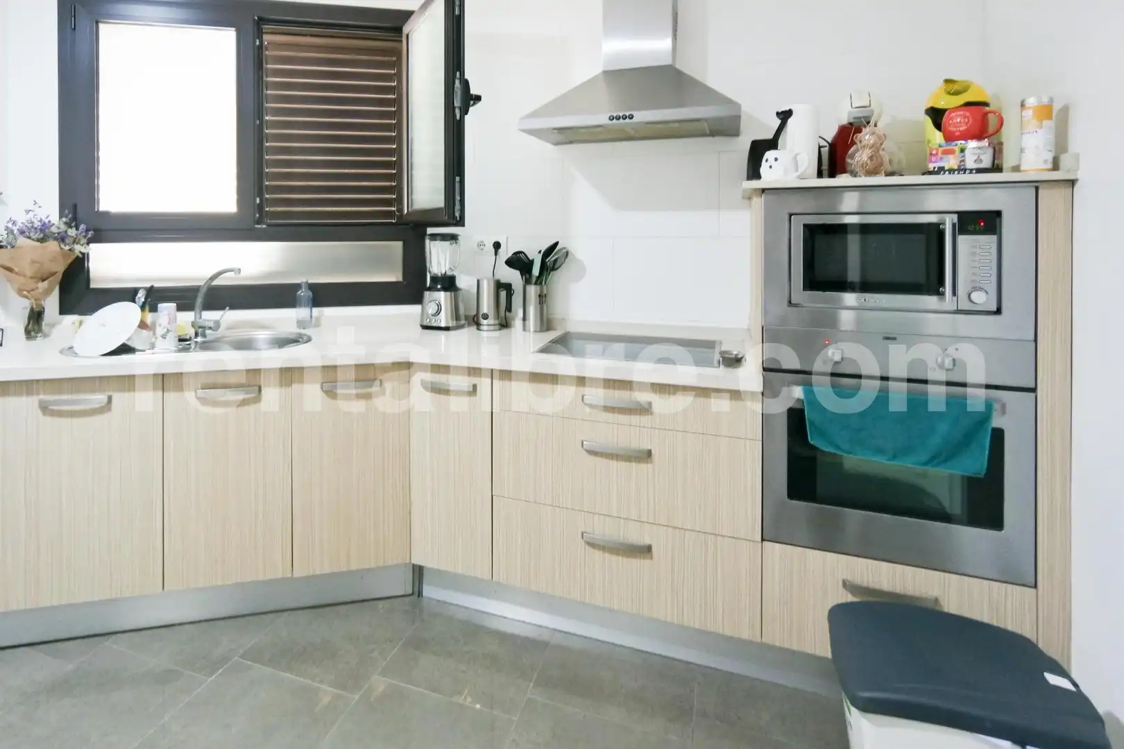 Kitchen of Flat for sale in Jerez de la Frontera  with Air Conditioner, Private garden and Parquet flooring