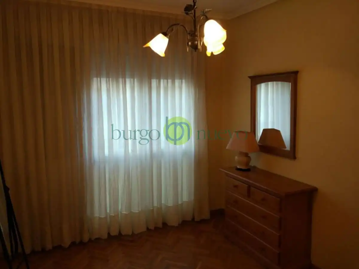Bedroom of Apartments for rent in León Capital   with Heating, Terrace and Furnished