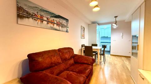 Foto 2 de Apartamento de alquiler en Avenida Rosalía de Castro, 7, O Milladoiro, A Coruña