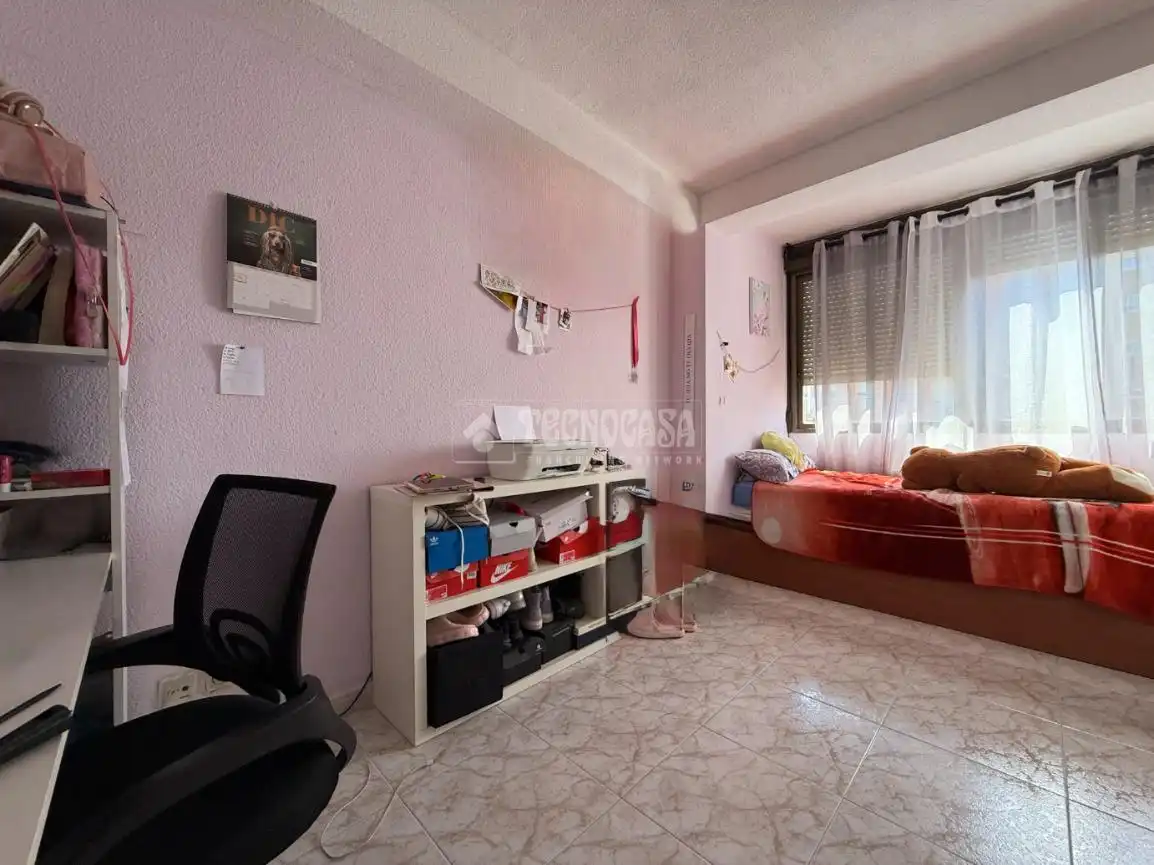 Habitación de Piso en venta en Alcalá de Henares con Calefacción y Terraza