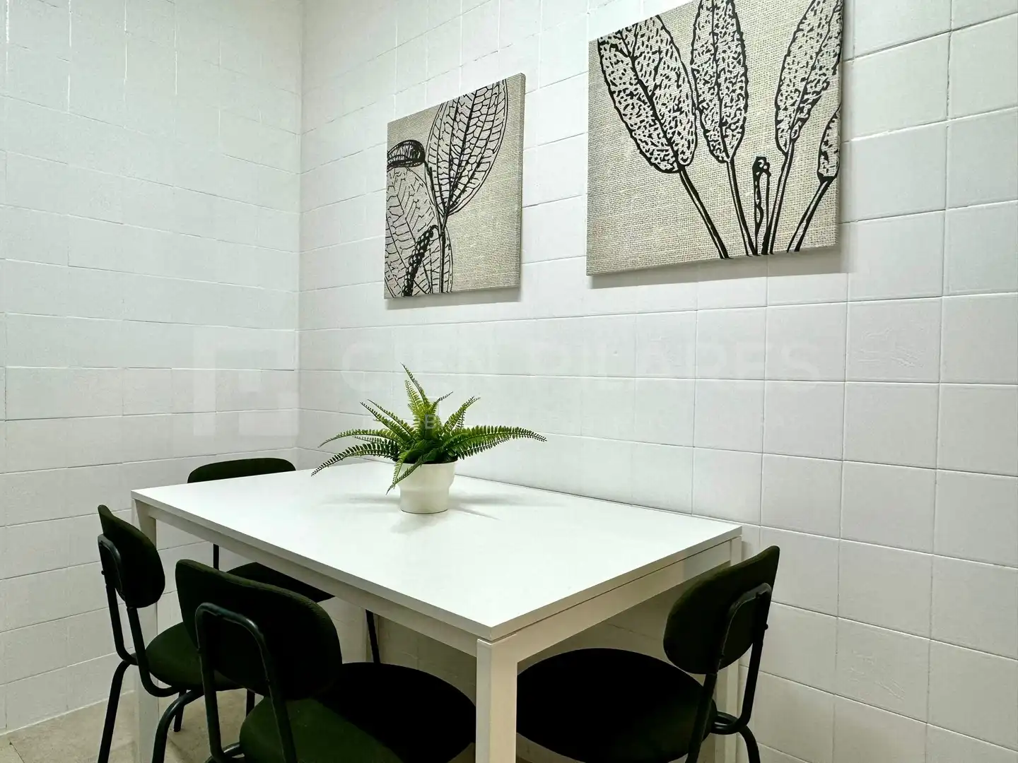 Room in Calle Fundición, Gran Via