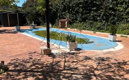 Swimming pool of House or chalet for sale in Fuentenovilla  with Heating, Private garden and Swimming Pool