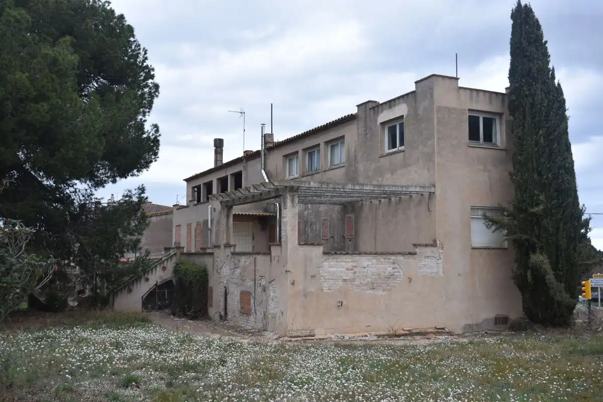 Casa amb terrassa en venda a Bellcaire d'Empordà, imagen 2